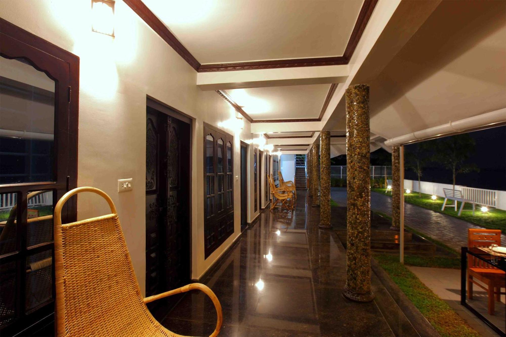 Vembanad Village Backwater Resort Alappuzha Esterno foto