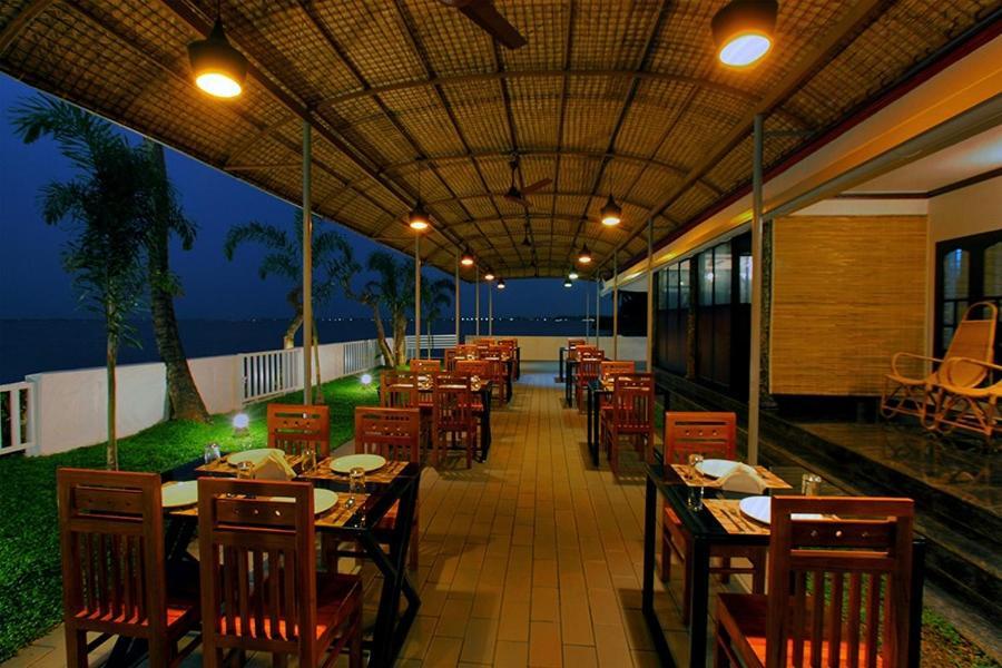 Vembanad Village Backwater Resort Alappuzha Esterno foto