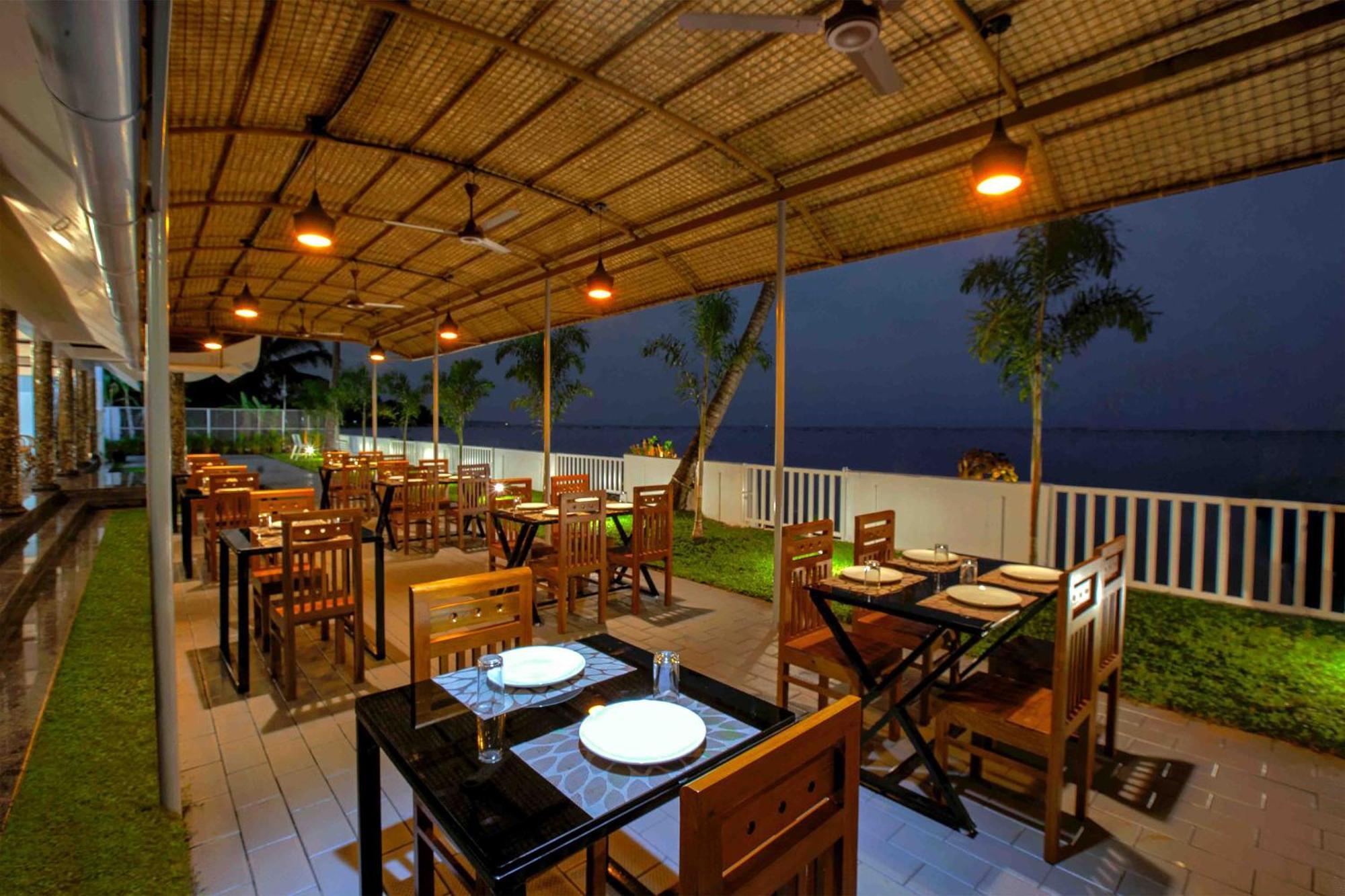 Vembanad Village Backwater Resort Alappuzha Esterno foto