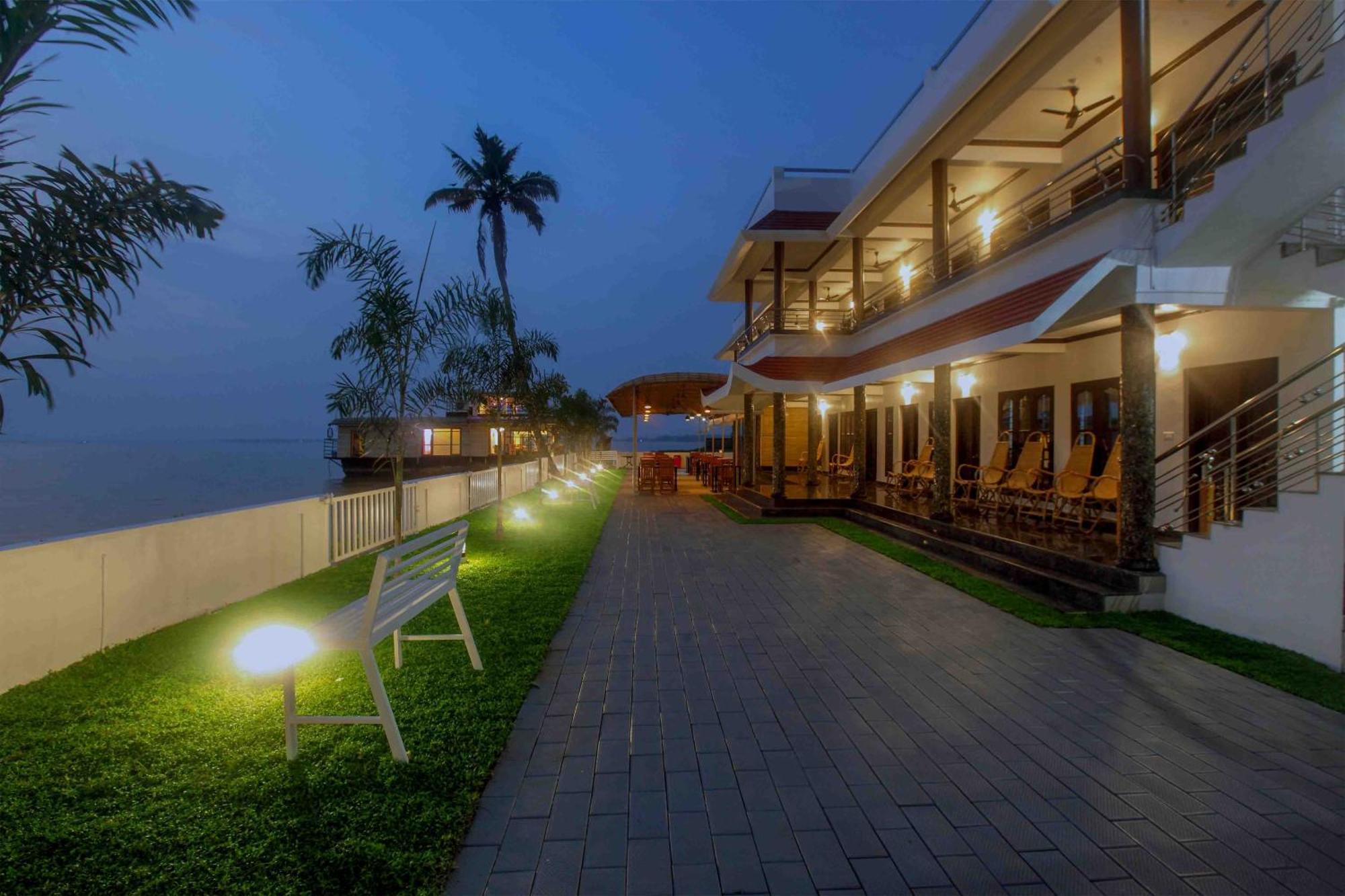 Vembanad Village Backwater Resort Alappuzha Esterno foto
