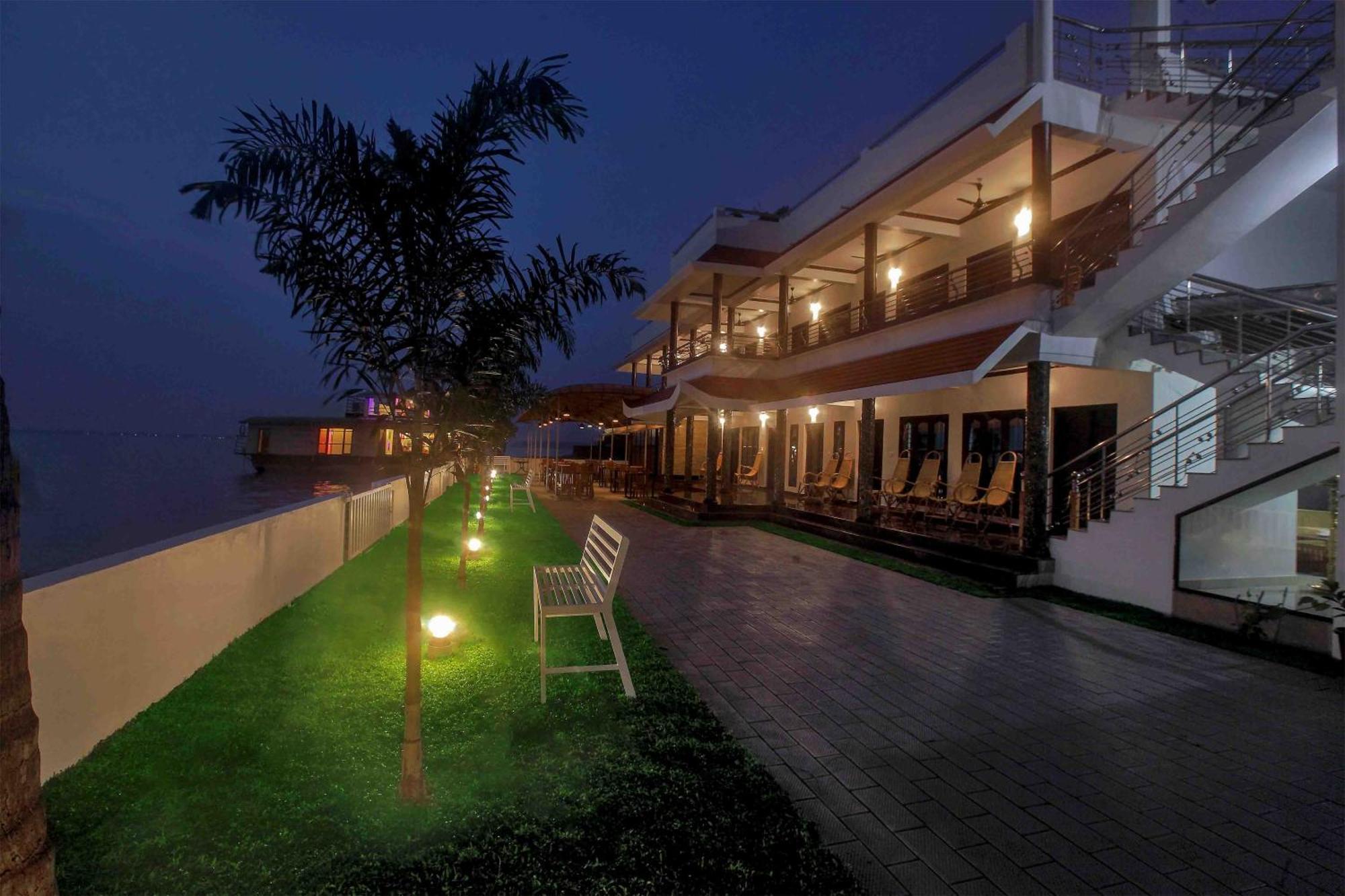 Vembanad Village Backwater Resort Alappuzha Esterno foto